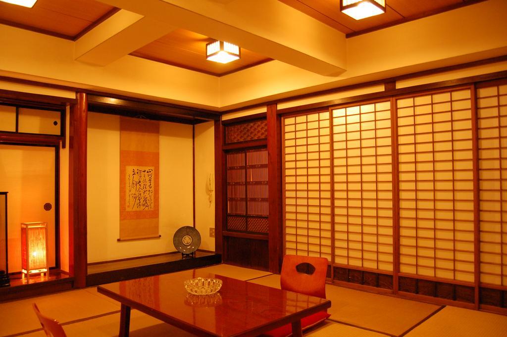 ホテルMataemu 御宿町 エクステリア 写真
